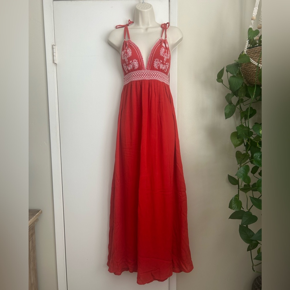 Lulu's Embroidered Maxi Dress